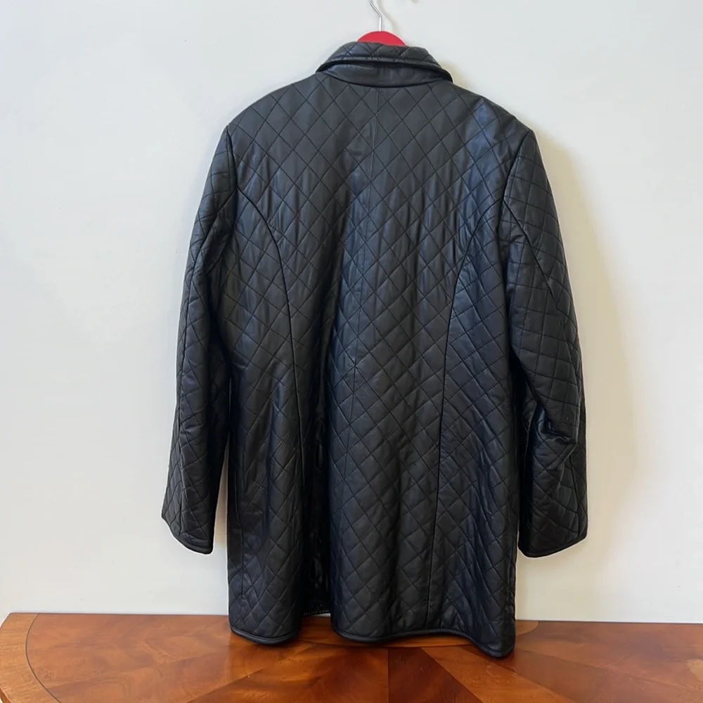 NEIMAN MARCUS quilted jacket - Picture 2 of 13